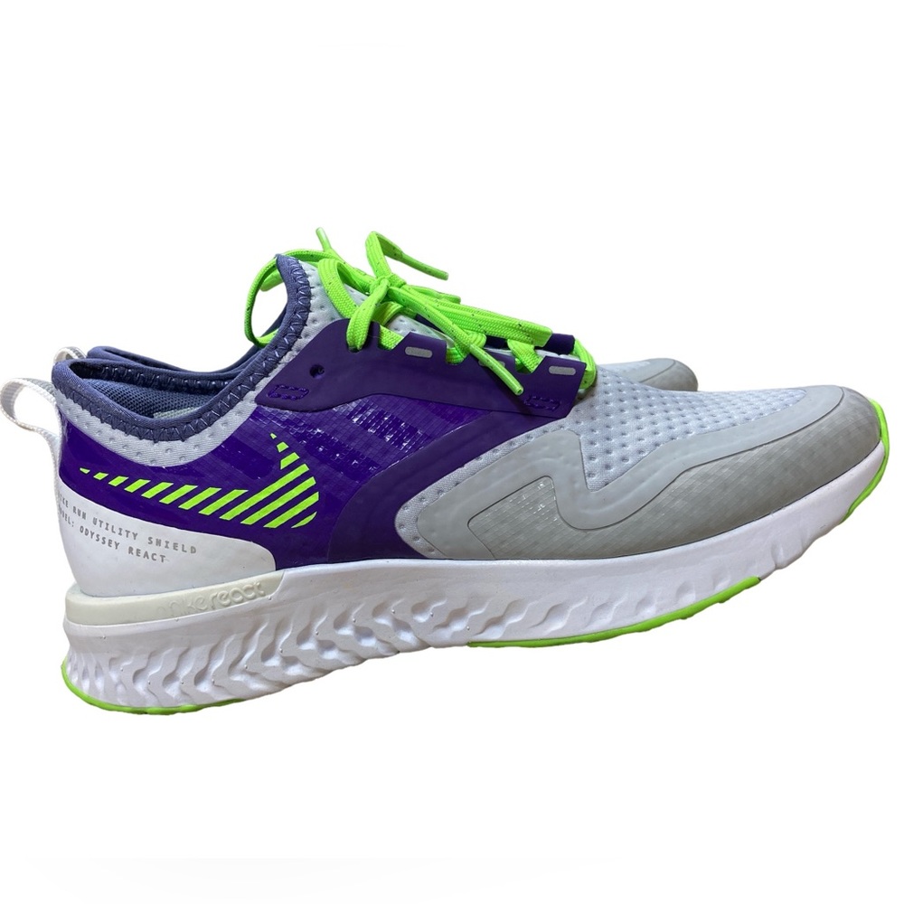 Nike React Shoes Sneakers size 5 Kids